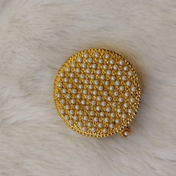 Max Factor perfume compact - Picture 2 of 5